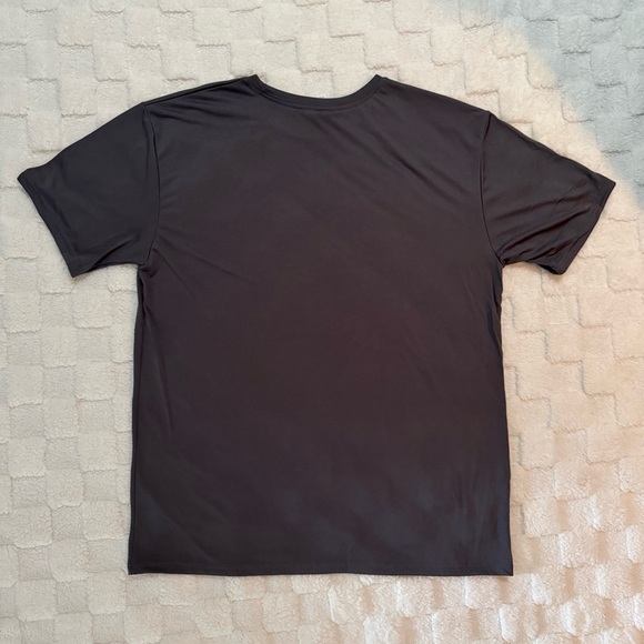 Gildan Men's Performance Dark Gray Short Sleeve Athletic Tee 100% Polyester NWOT - Picture 2 of 5